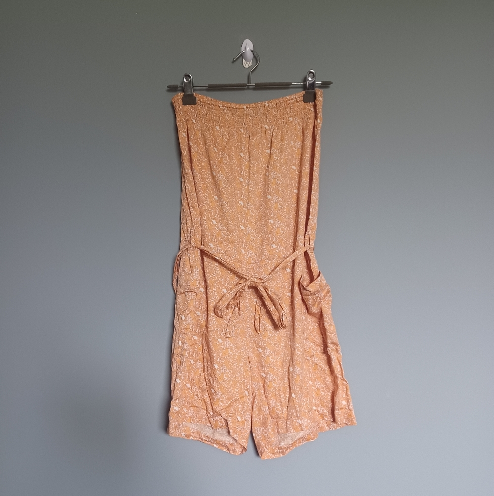 ⚡️SALE⚡️Orange Floral Sleeveless Romper/Tube Top Romper, Size 40